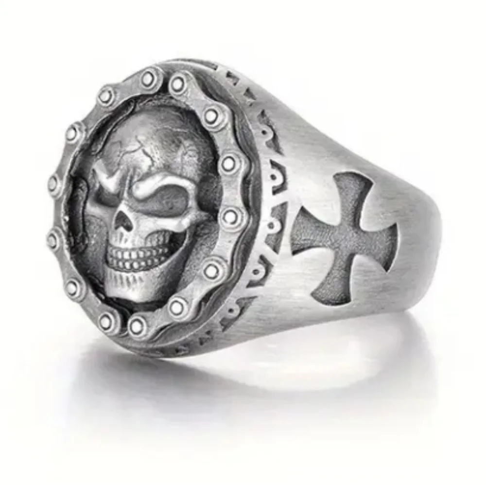 Silvertone Skull Ring